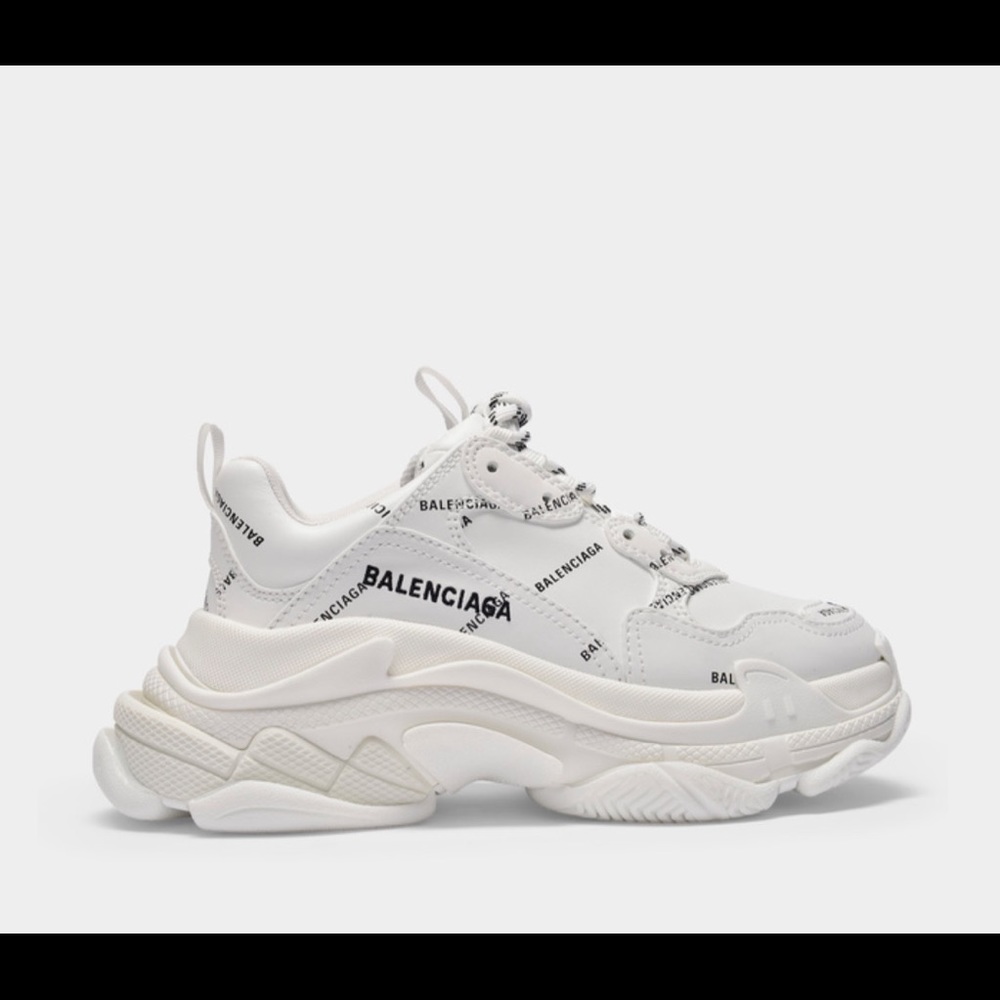 Balenciaga triple S sneaker all over logo motif